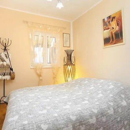 Apartment By The Sea Rastici, Ciovo - 9717