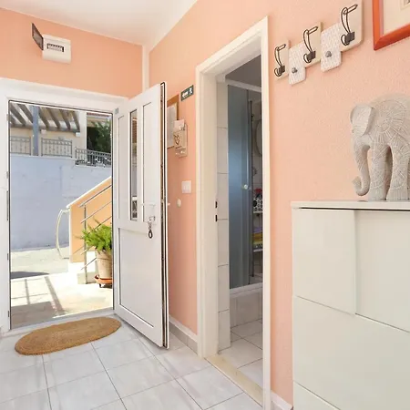 By The Sea Rastici, Ciovo - 9717 Apartment *